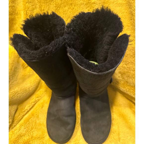 UGG Bailey Button Classic Tall Boots 3 Buttons Black Triplet Size 7 Uggs Winter - Picture 2 of 9